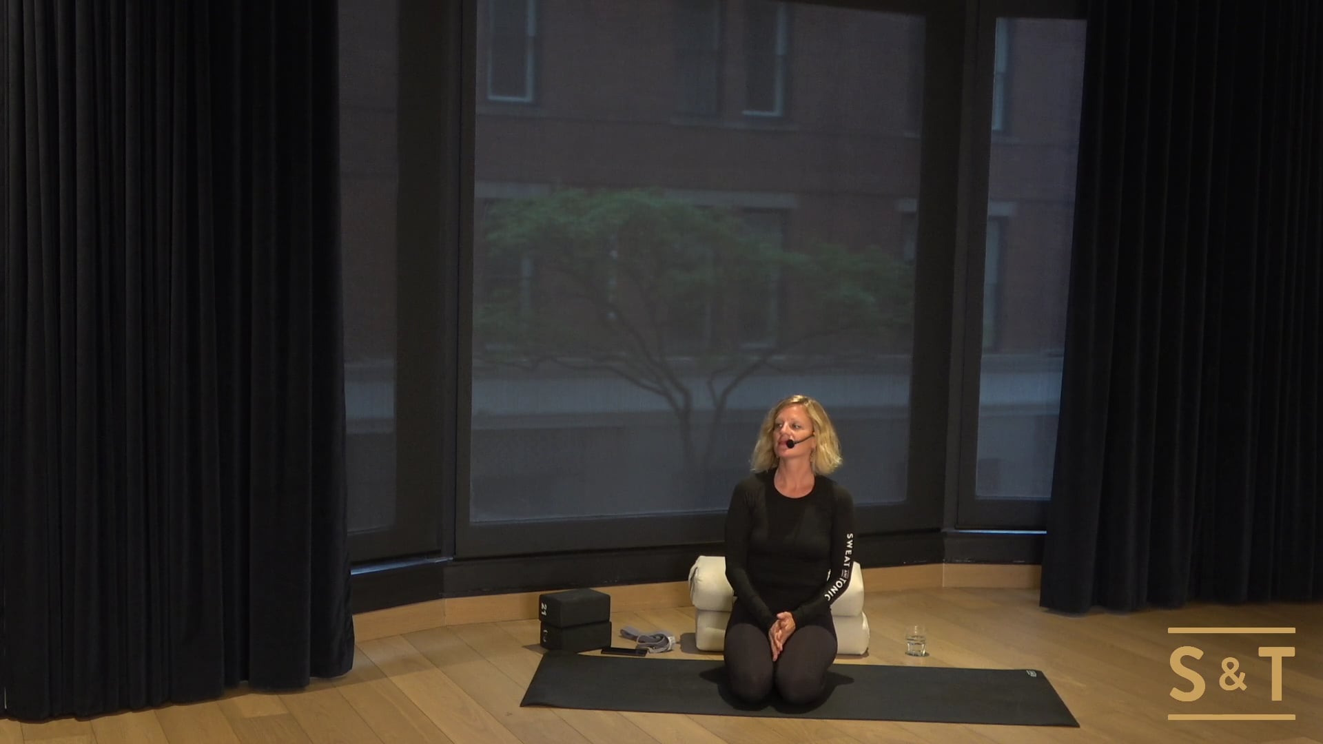 Yin & Calm with Rachael, Sweat Live Jun 7, 2021