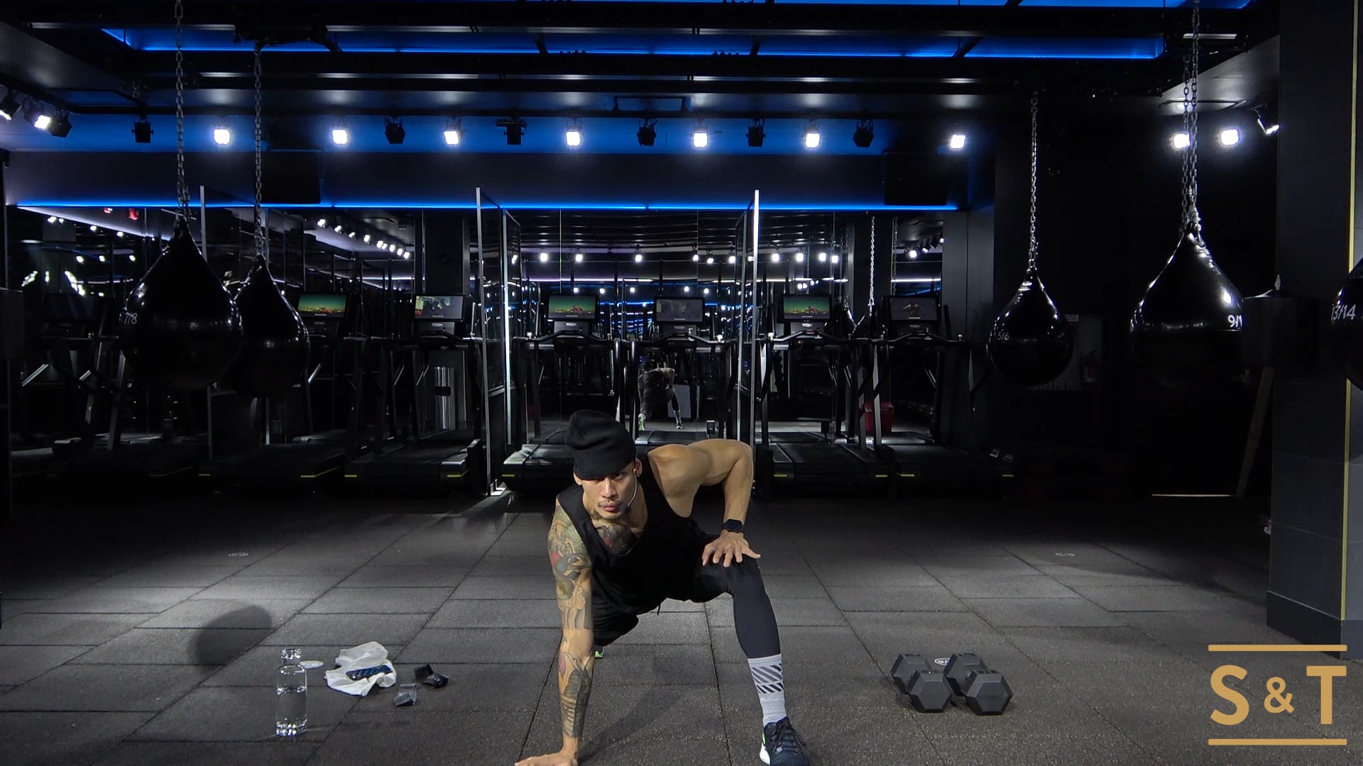 3D HIIT with David, Sweat Live Dec.18 2020