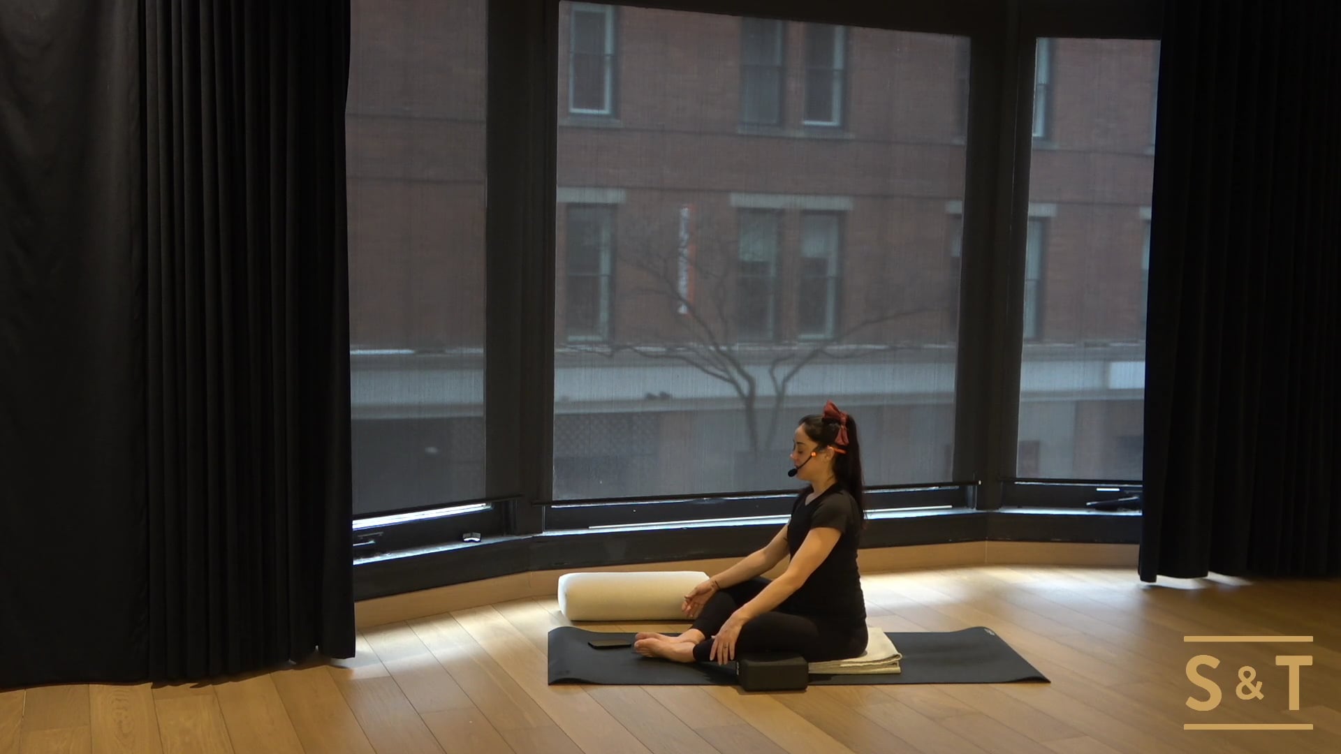 Yin & Chill with Angela, Sweat Live Feb 13, 2021