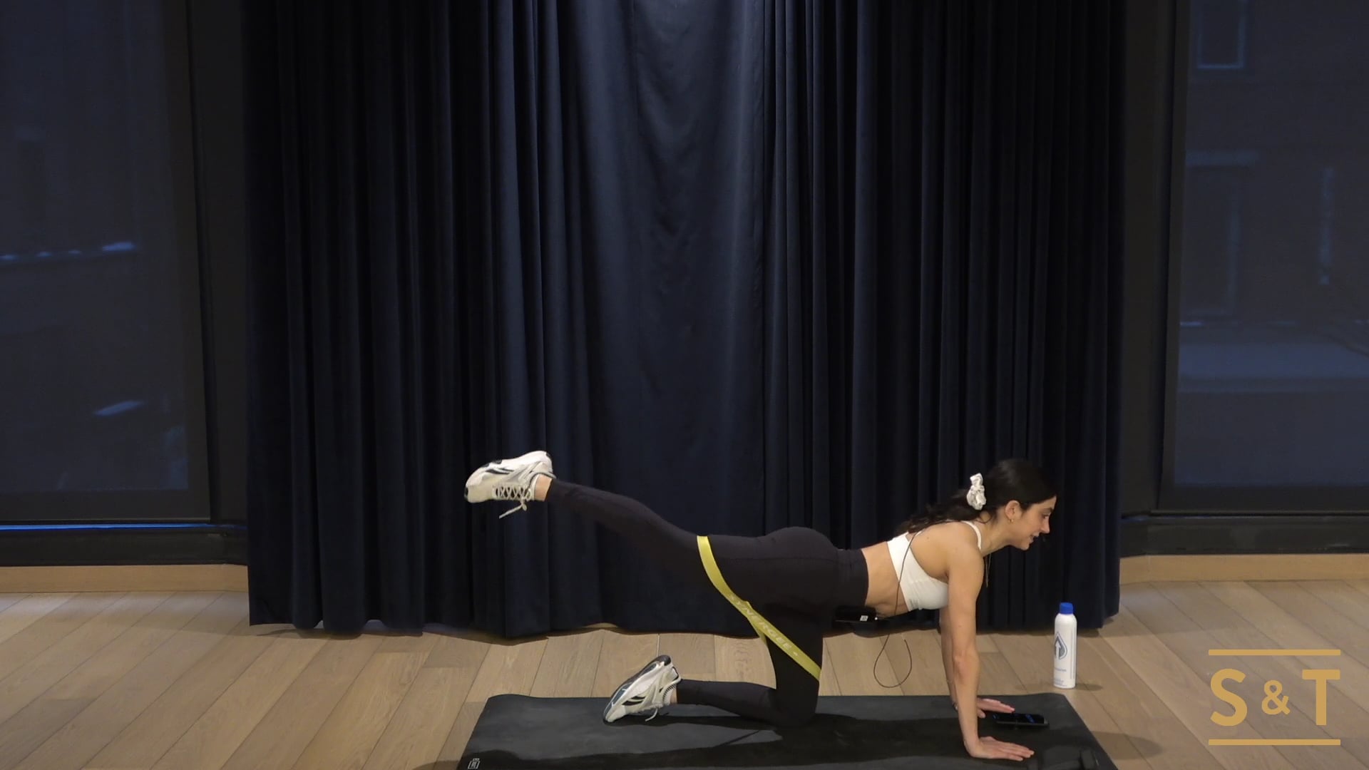 Booty HIIT with Lisa, Sweat Live Feb 22, 2021