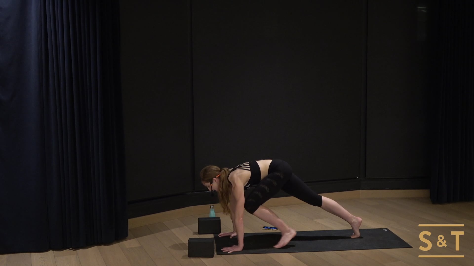 Slay & Stretch with Rory, Sweat Live Jan 17, 2021