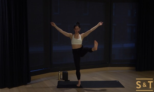 The Blend: Yoga x Pilates with Angela, Sweat Live Nov. 09 2020