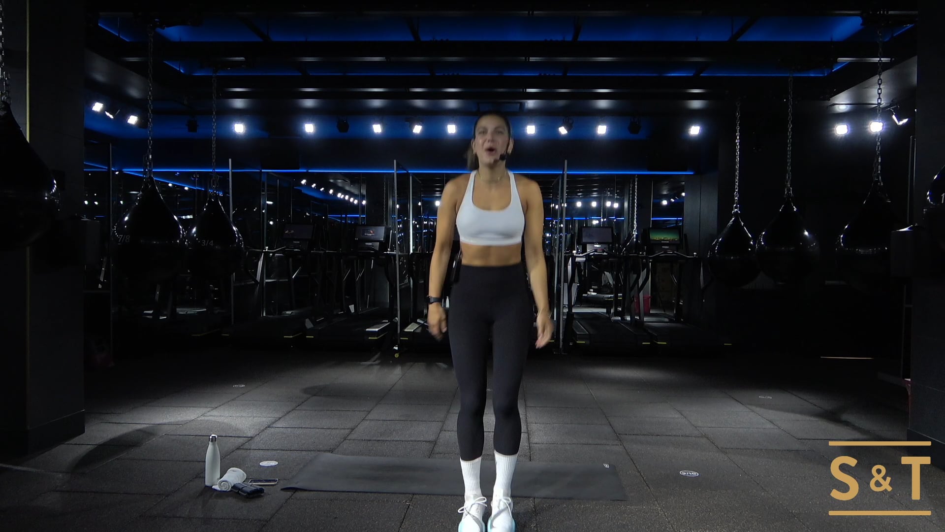 Boxing HIIT with Claudia, Sweat Live Jun 17, 2021