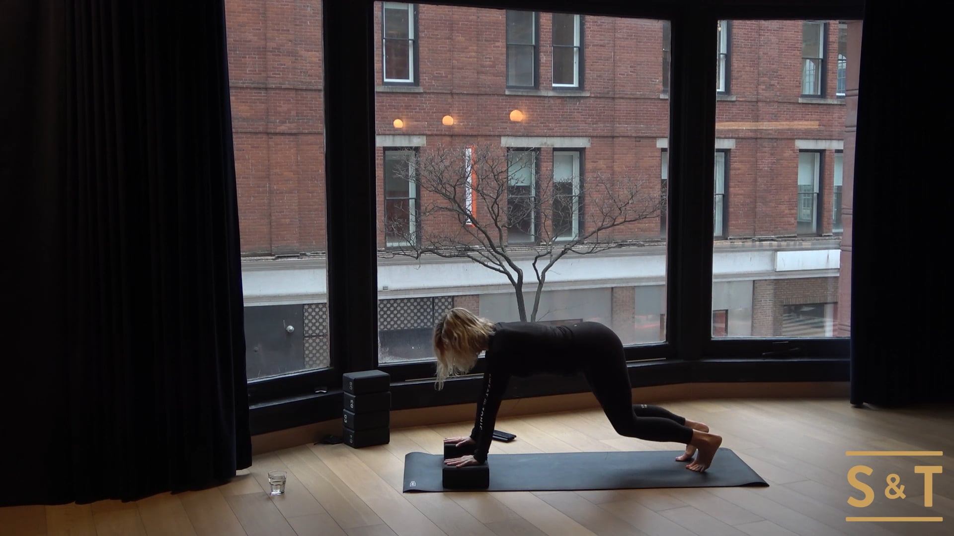 Slow Flow with Rachael, Sweat Live Dec. 4 2020