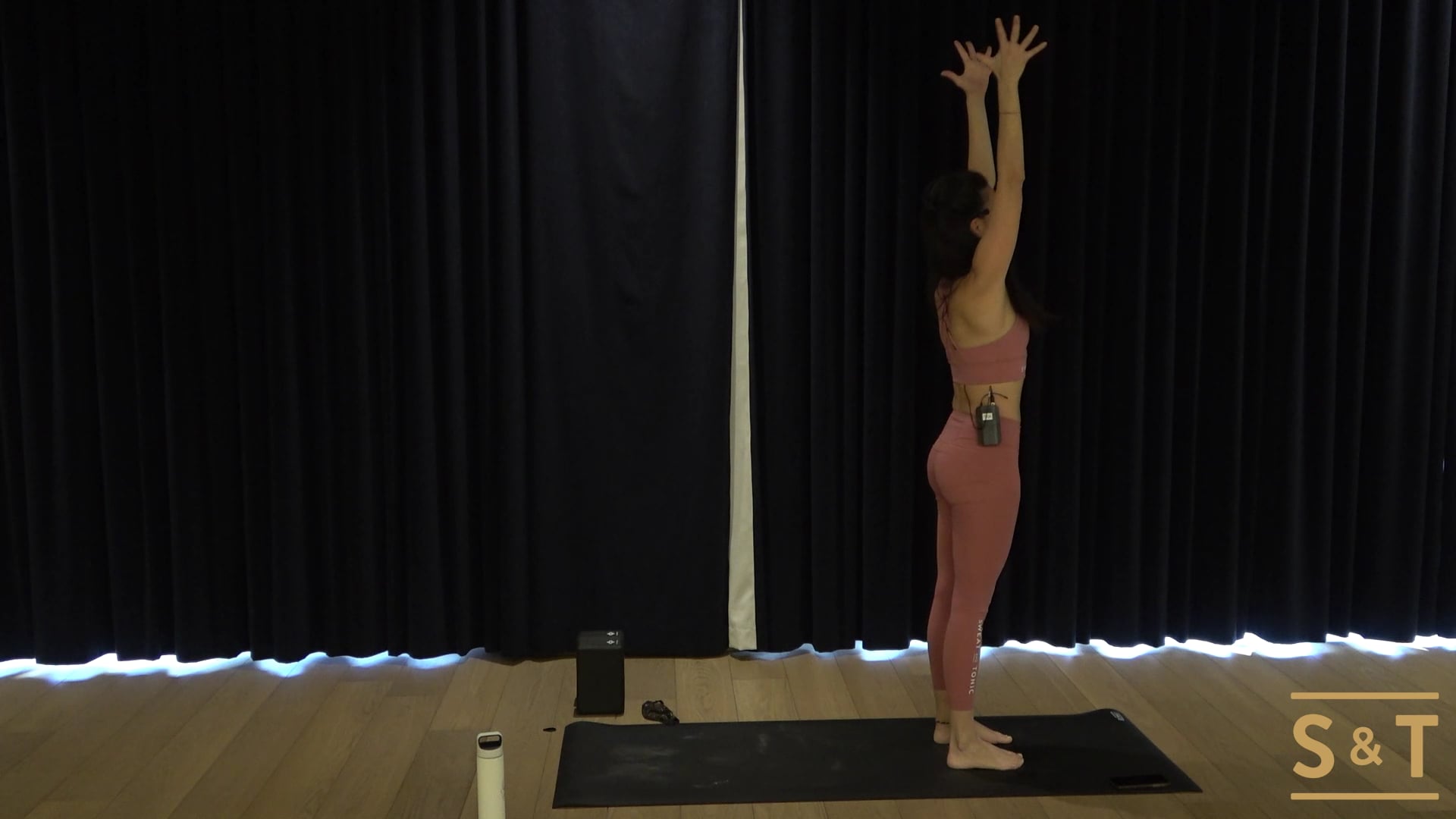 Rhythm & Flow with Carmelinda, Sweat Live Nov. 17 2020