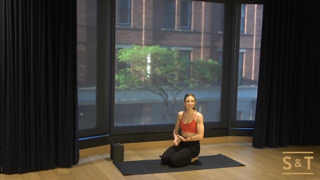 Vinyasa Flow with Rory, Sweat Live Ju...