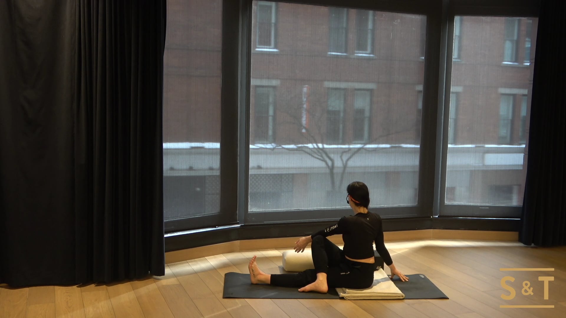 Yin & Chill with Angela, Sweat Live Feb 20, 2021