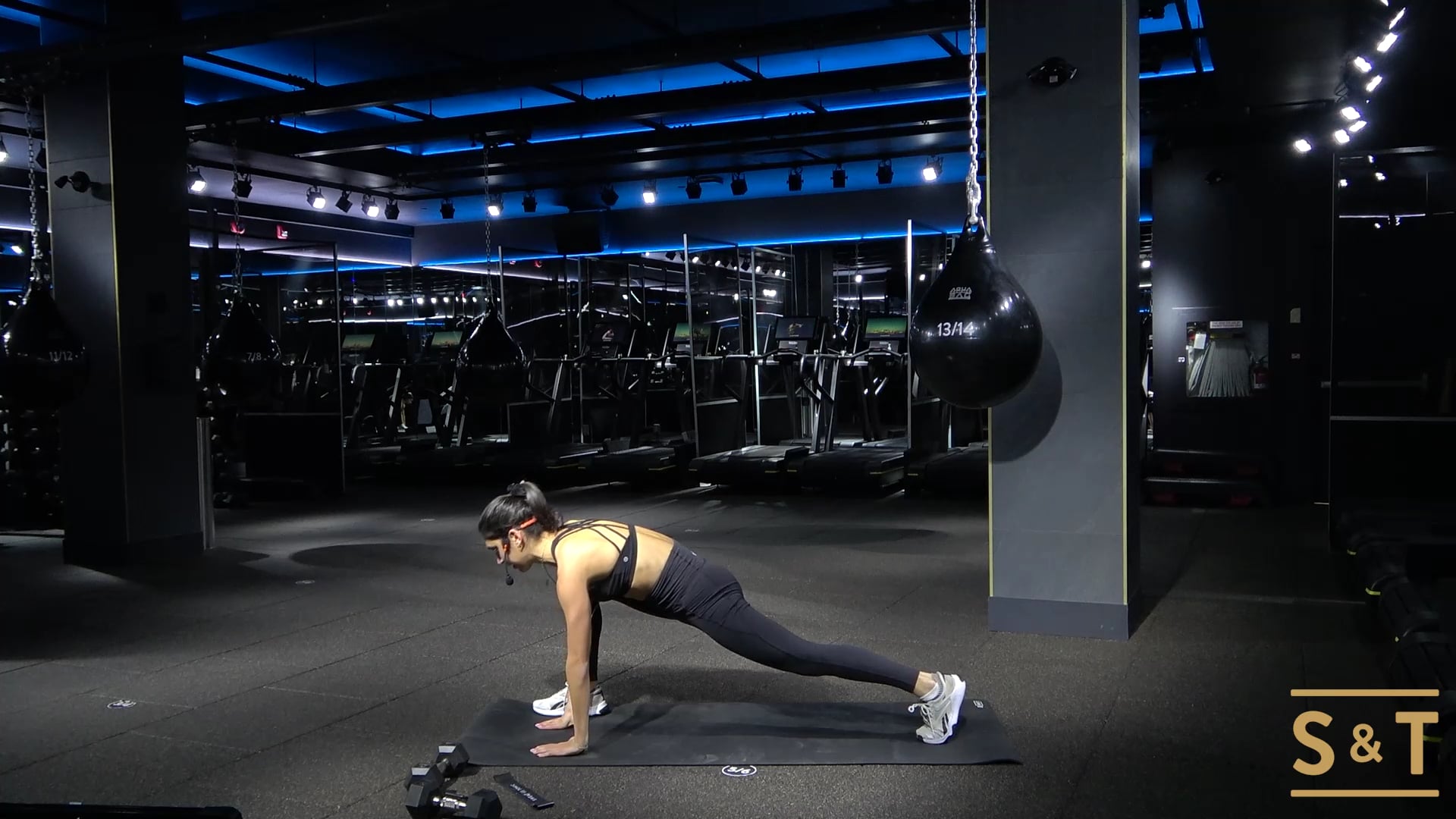 Hot HIIT with Lisa, Sweat Live Nov. 23 2020