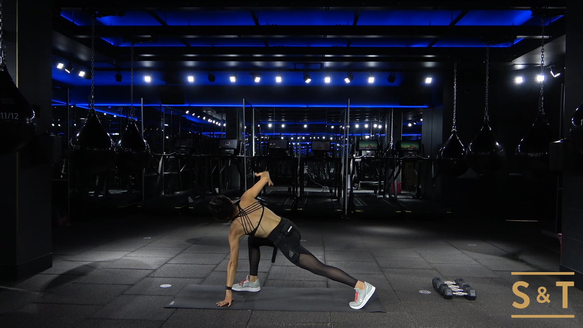 3D: Arms and Abs with Nariko | 55 Min | Pop Remixes