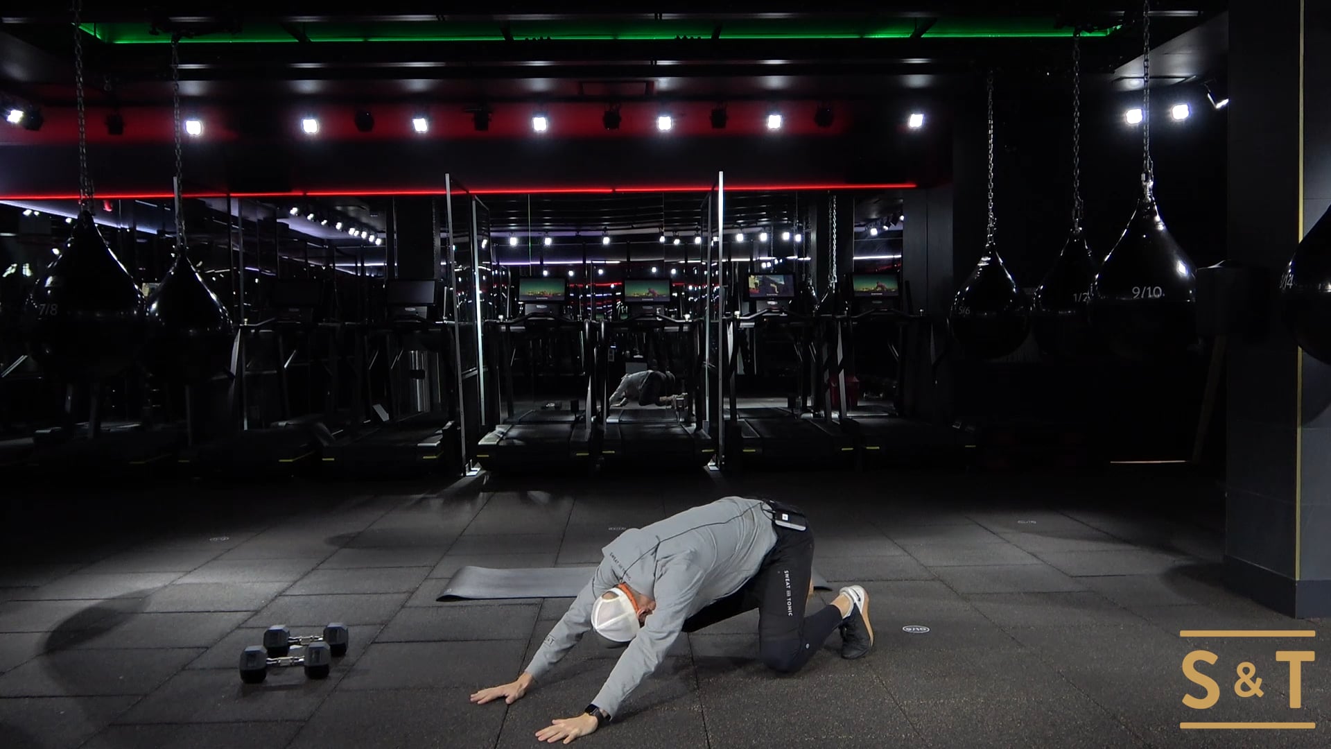 Athletic Drills with Dustin, Sweat Live Dec. 22 2020 (Holiday HIIT) 