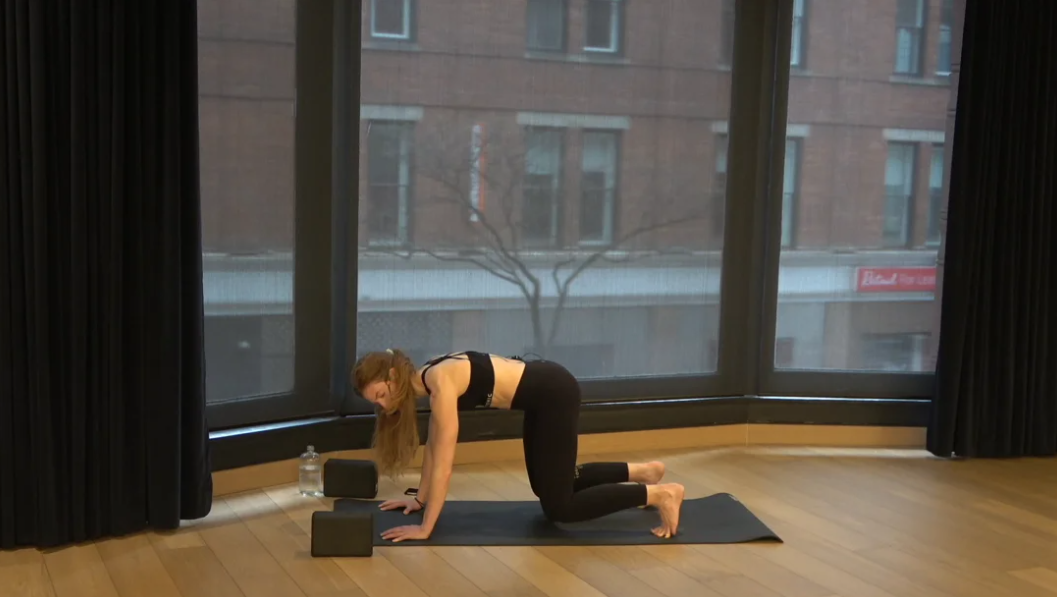 Vinyasa Slow Flow with Rory, Sweat Live May 9, 2021