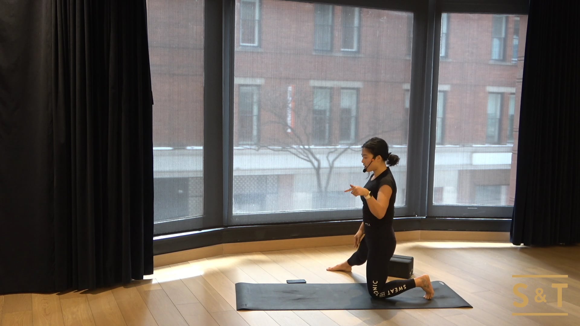 Core Flow L1 with Rachel, Sweat Live Feb 15, 2021