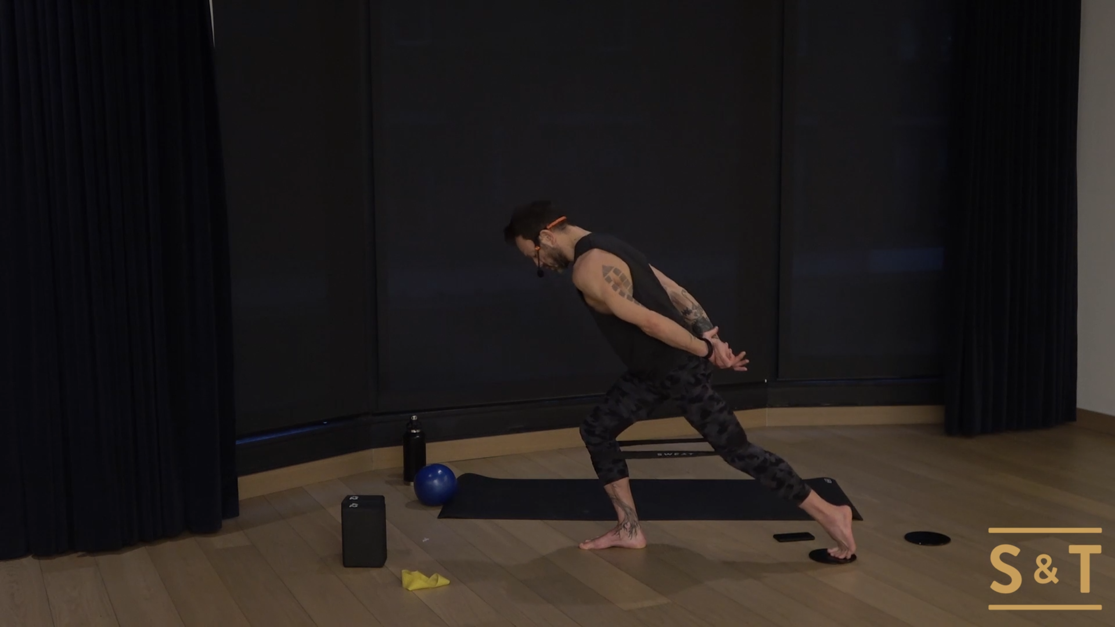 Festive Flow: Fire & Flow with Sheldon, Sweat Live Dec. 24, 2020