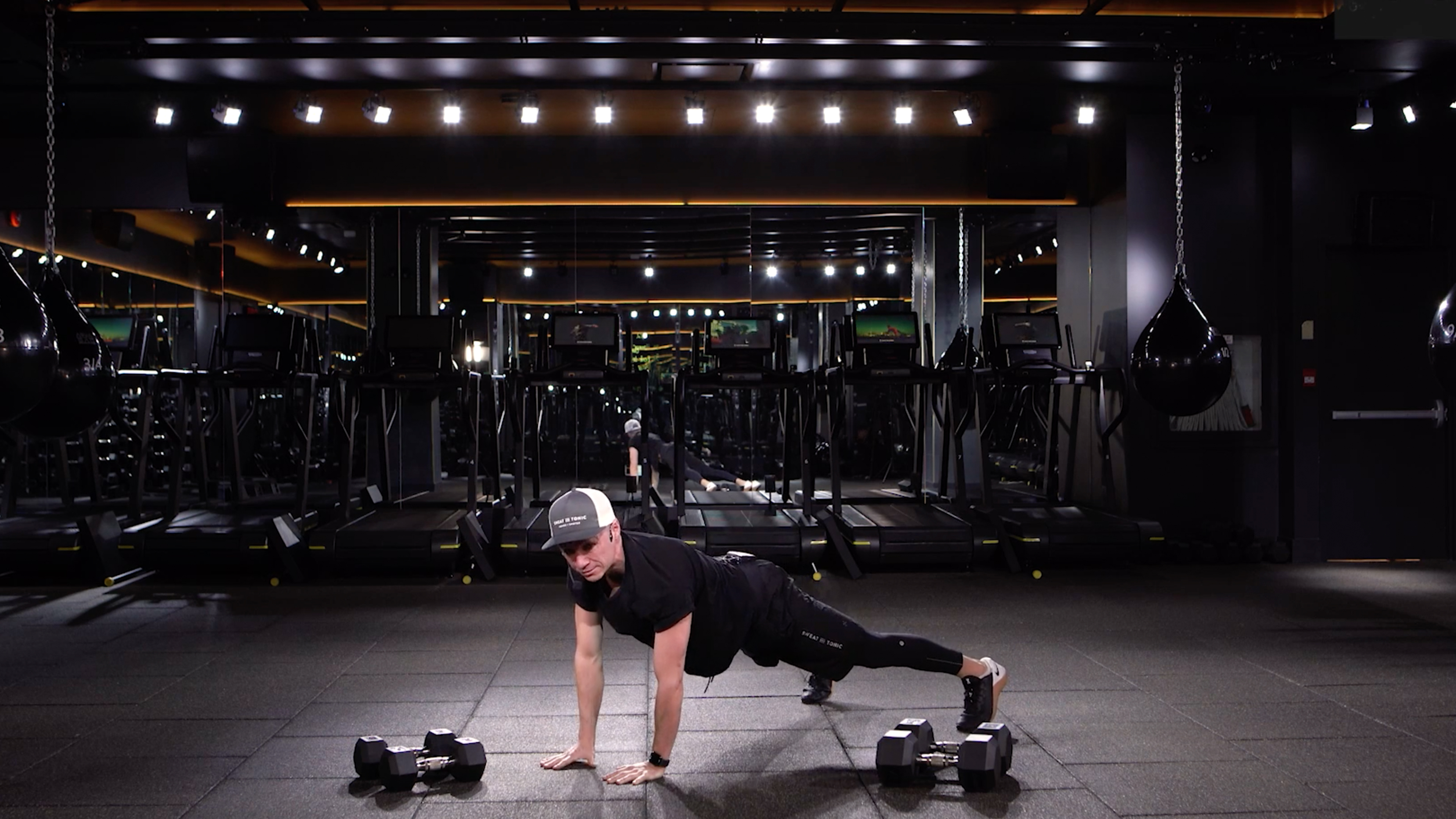 Rock The Bells: Full Body HIIT with Dustin - Class 4