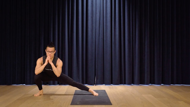 Warm-up Flow with Julian: Functional Flow