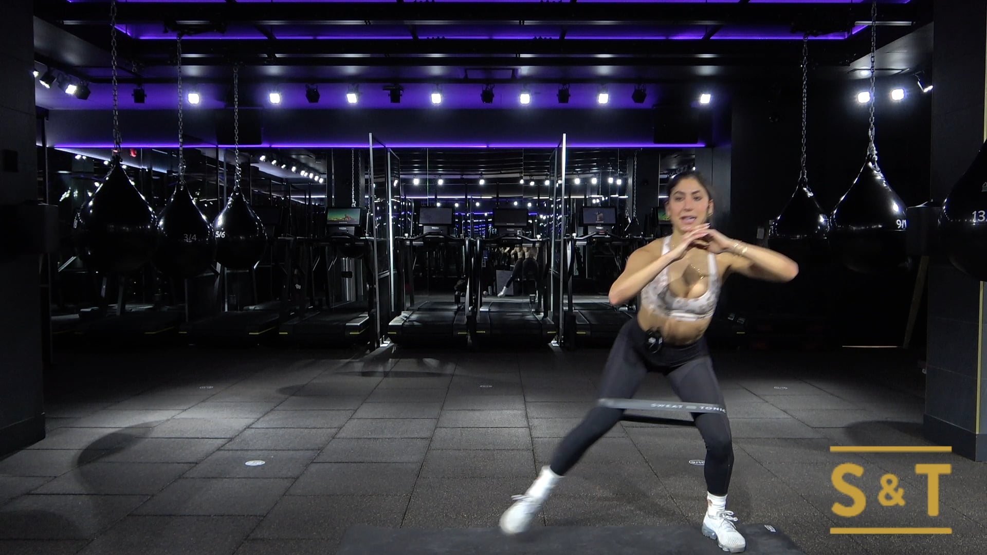 Booty HIIT with Lisa, Sweat Live Dec. 13 2020