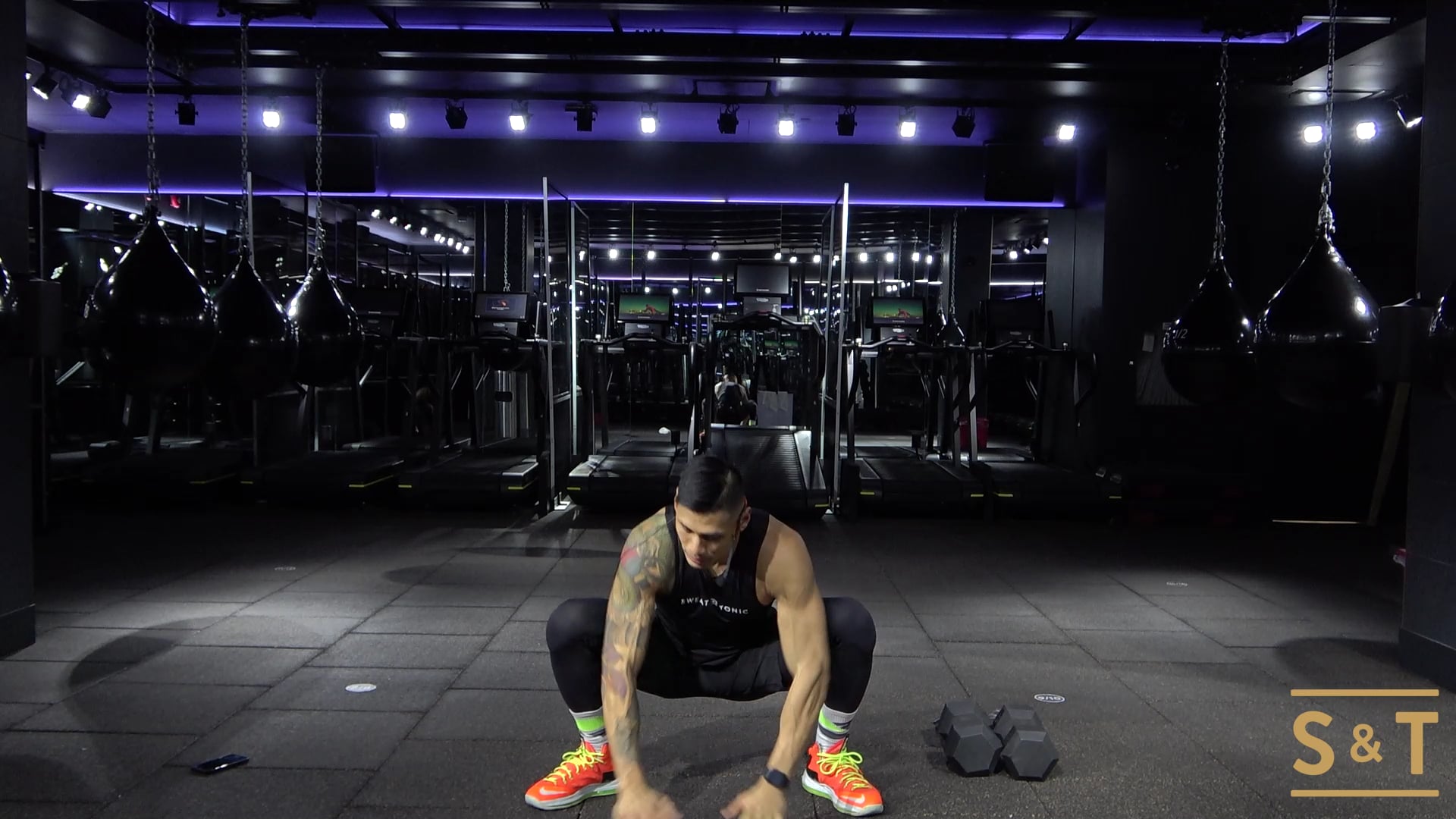 Booty Box HIIT with David, Sweat Live Dec. 10 2020