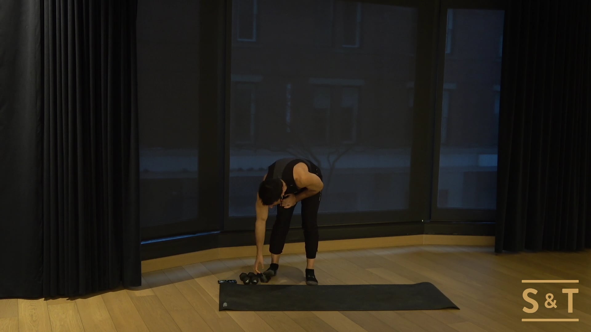 Hot HIIT Full Body with George, Sweat Live Feb 8, 2021