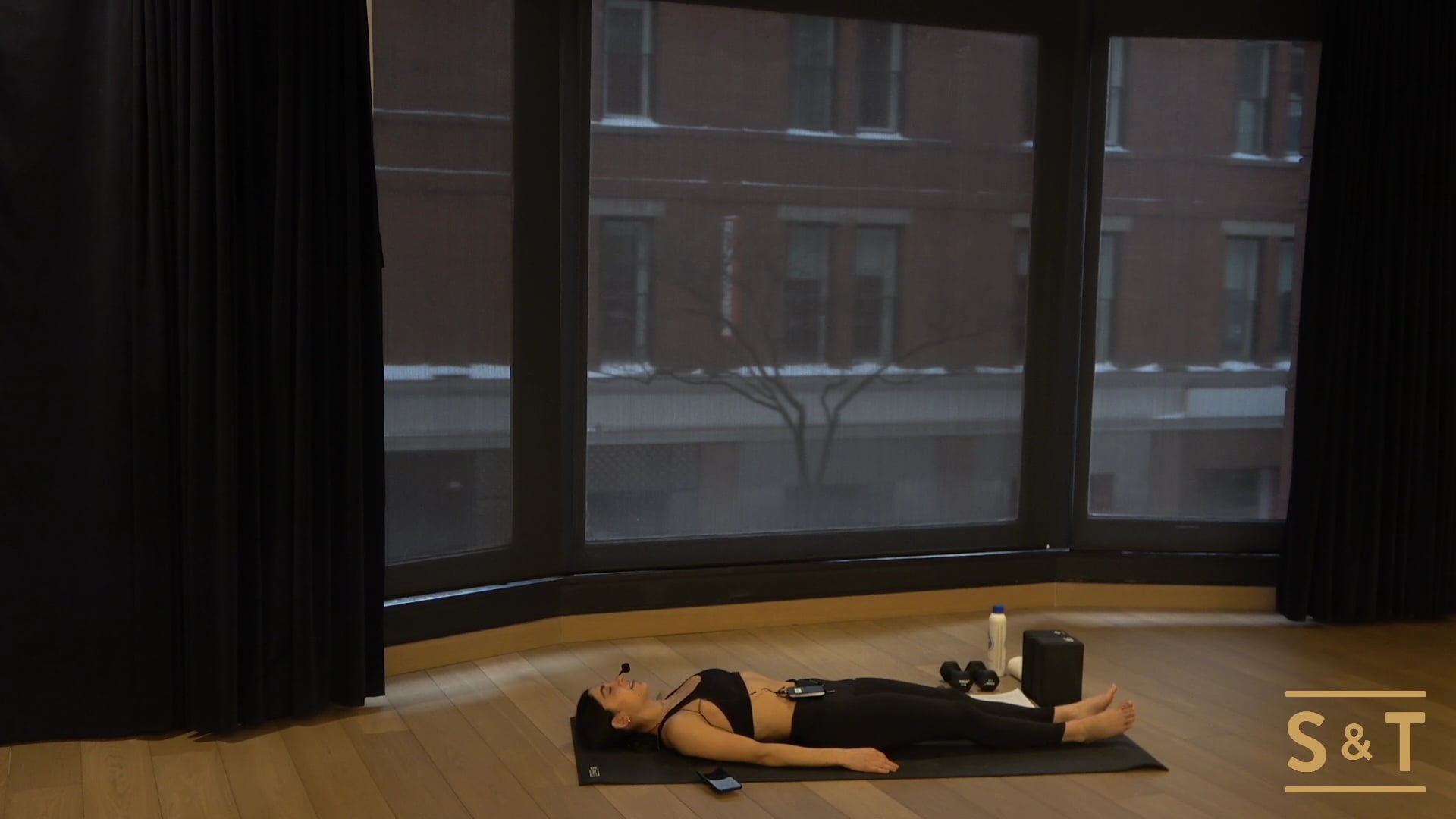 Hot HIIT Abs and Assets with Lisa, Sweat Live Feb 16, 2021