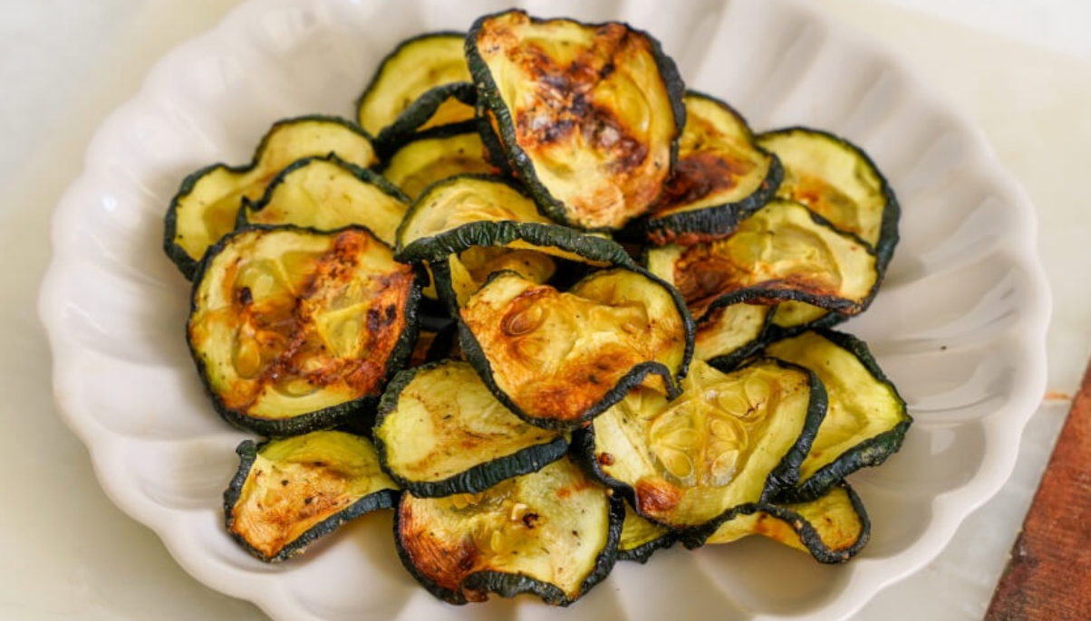 Air Fryer Zucchini Chips