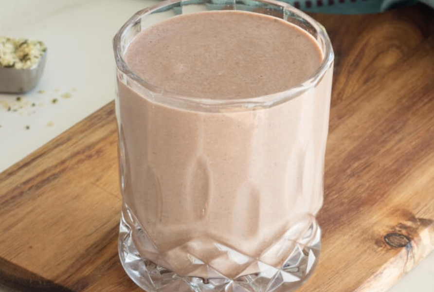 Chocolate, Cauliflower & Hemp Seed Smoothie