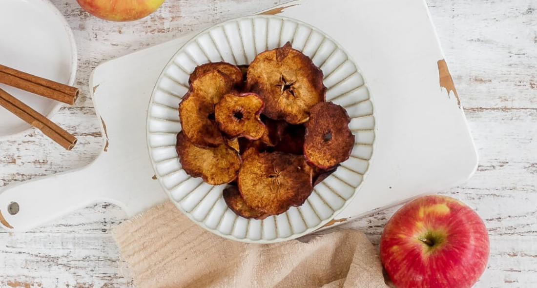 Air Fryer Apple Cinnamon Apple Chips