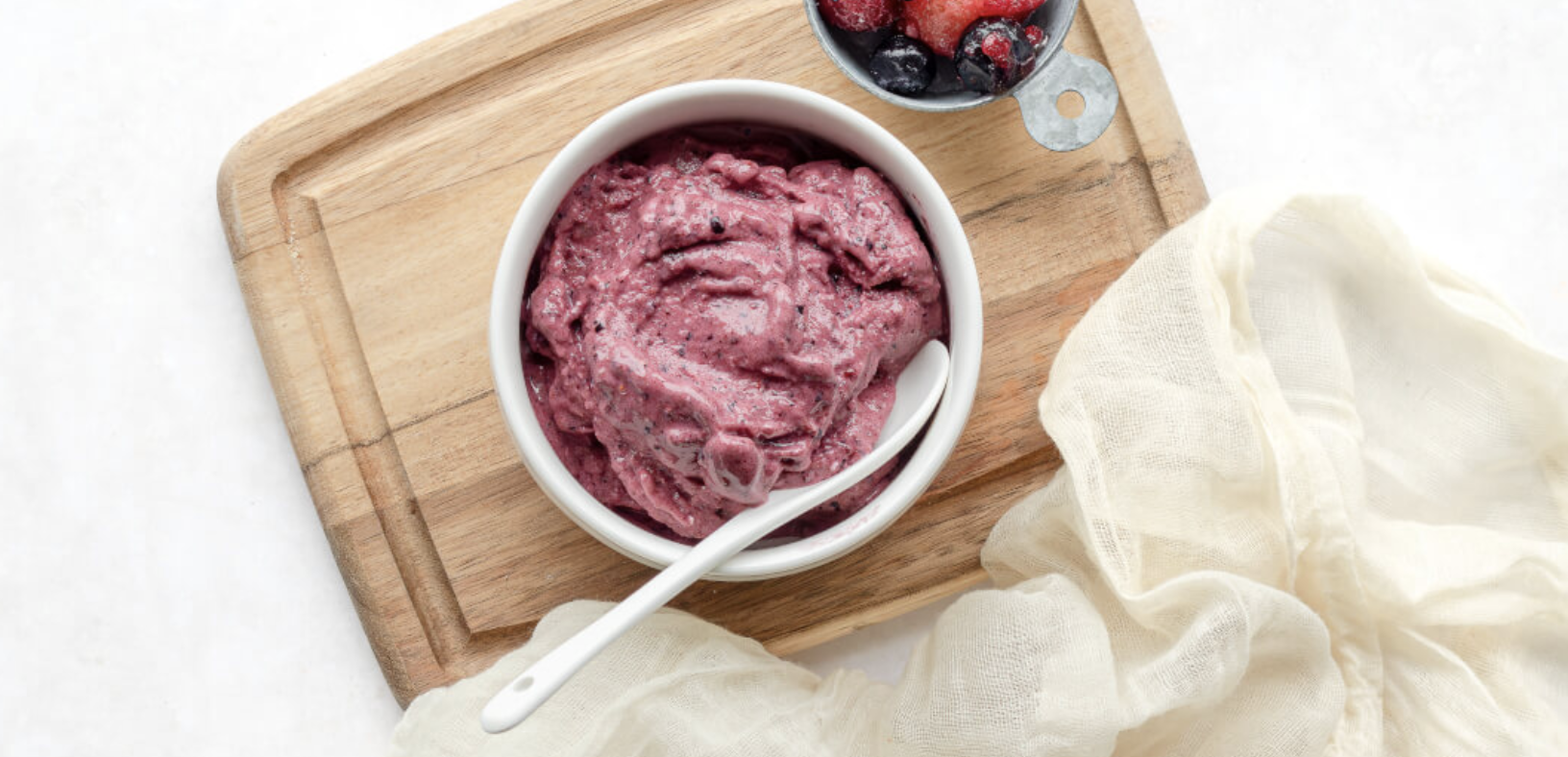 Berry Coconut Frozen Yogurt