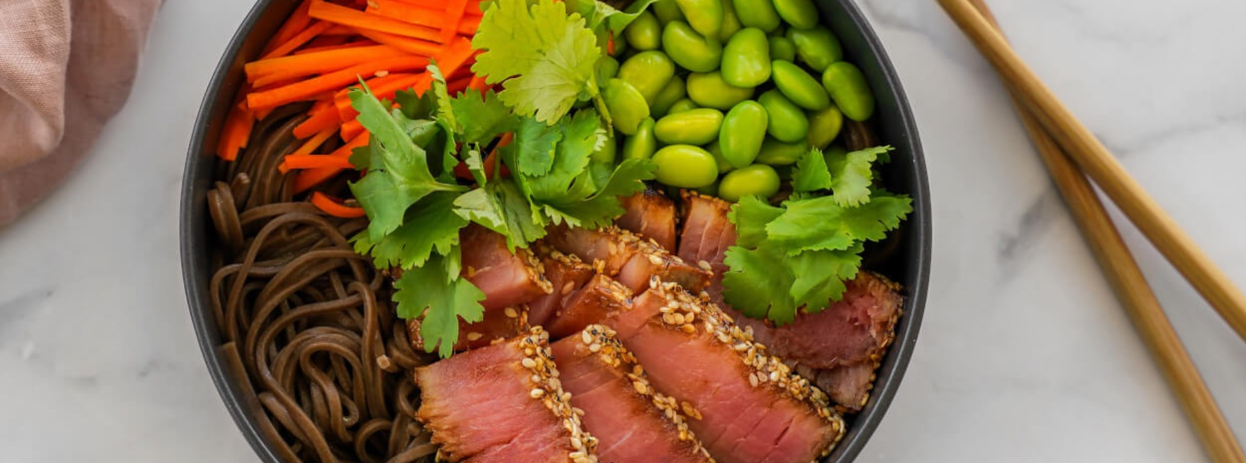 Soba Noodles Seared Tuna Bowl