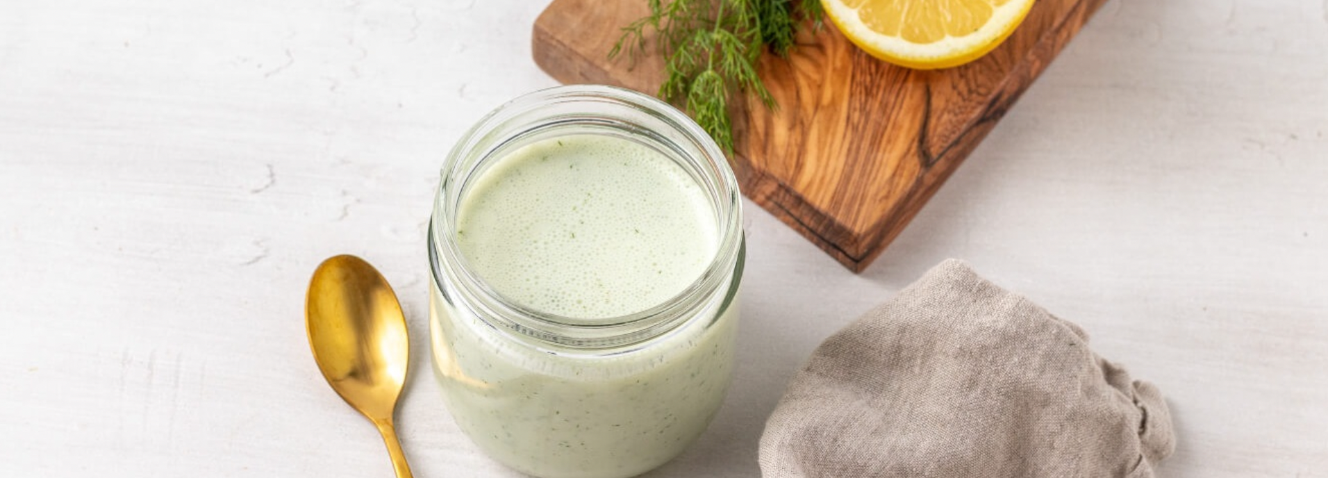 Creamy Garlic & Dill Dressing