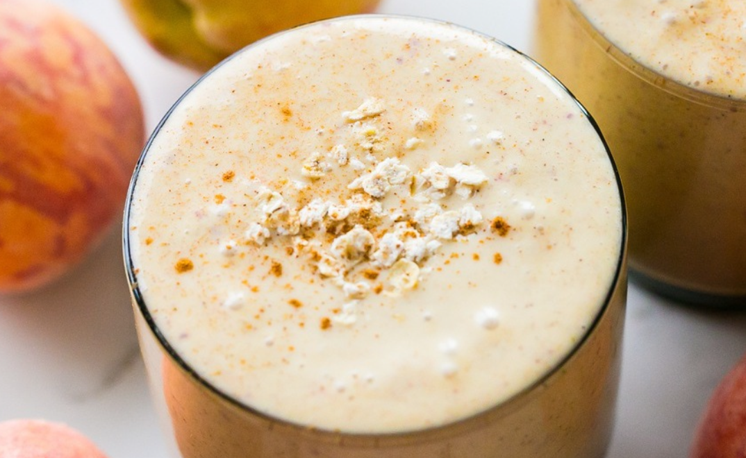 Peach Cobbler Smoothie