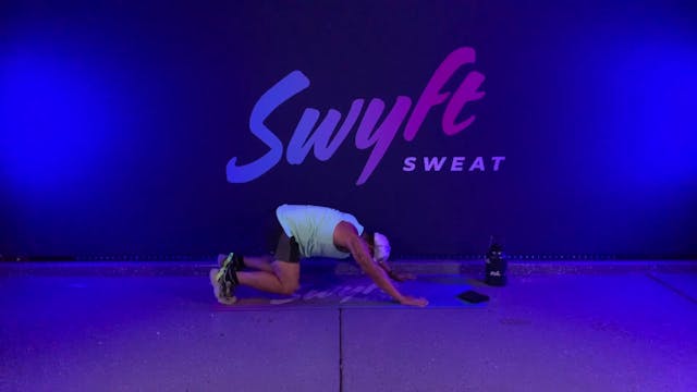 Full Body HIIT (33min)