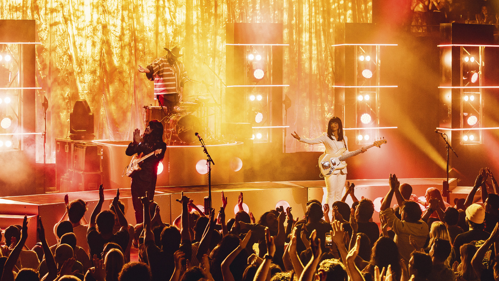 Khruangbin - Time (You and I) / People Everywhere (Still Alive)