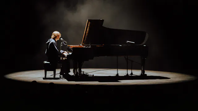 Cameron Winter - Live at Sydney Opera...