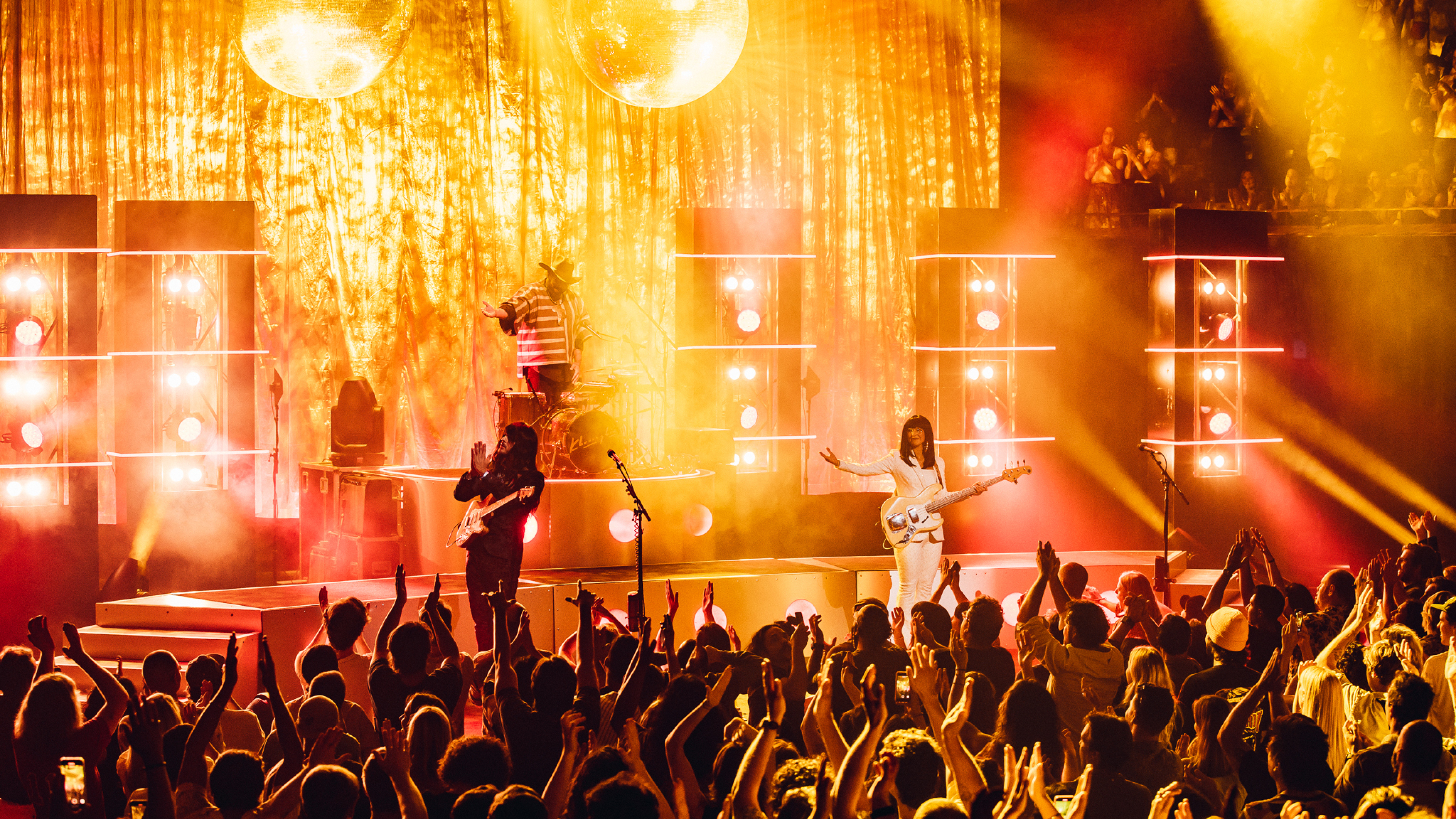 Khruangbin – Live At Sydney Opera House Khruangbin To Drop Double LP 'Live at Sydney Opera House