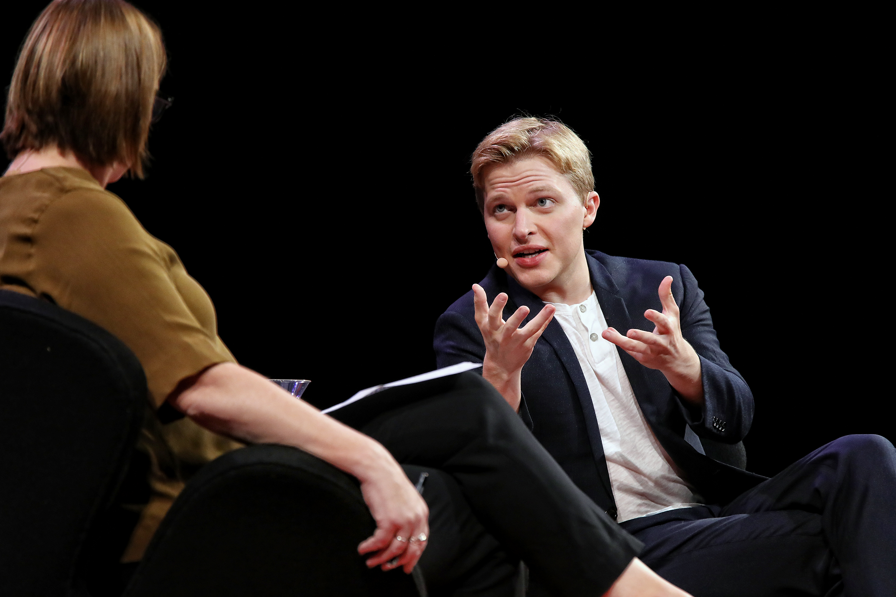 Ronan Farrow - Finding The Truth (2018)