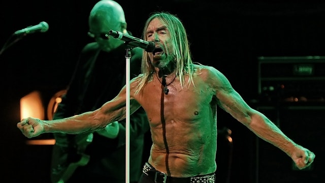 Iggy Pop - I Wanna Be Your Dog / Search and Destroy / The Passenger / No Fun
