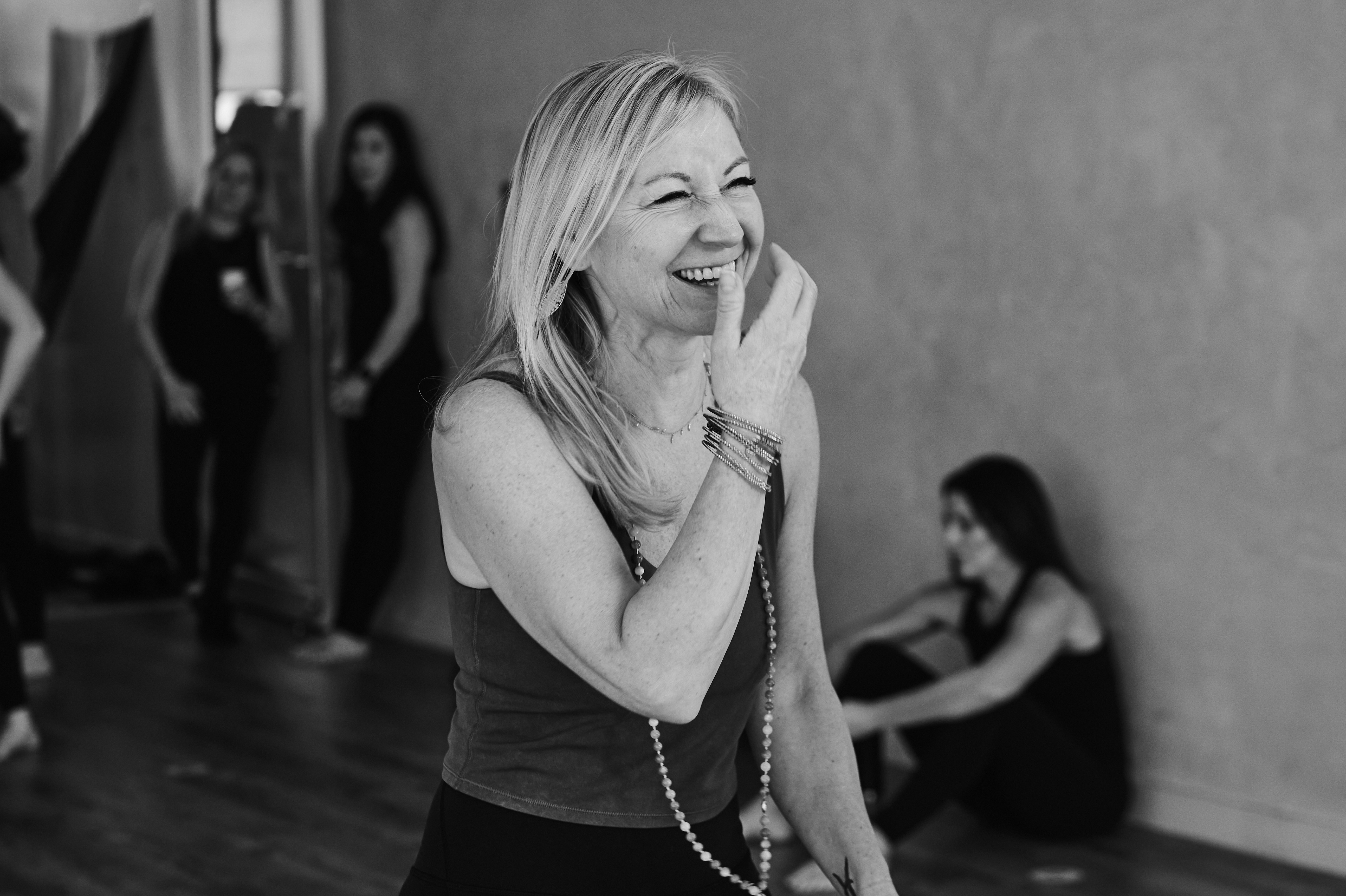 Thurs 11:30AM SYJ Foundations w/ Vicky C. | 60min