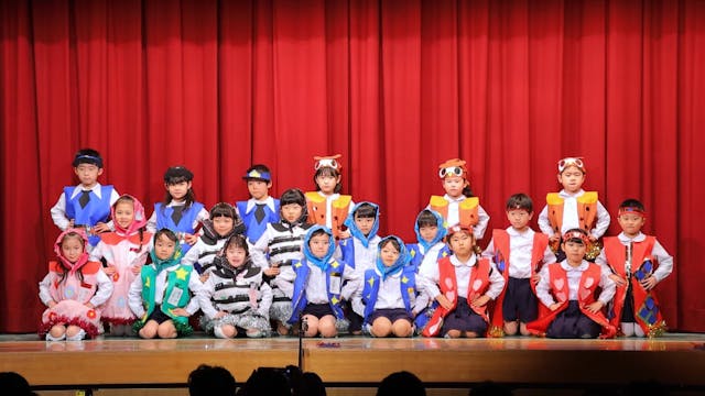 02.すみれ_劇ごっこ「どろぼうがっこう」