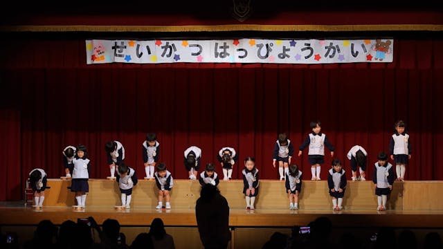 05.たんぽぽ_うた「タンポポ団にはいろう‼」　リズム遊び「笑顔のループ」