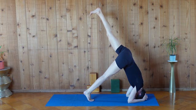 Week 2 Lesson 2- Headstand Entry Basics