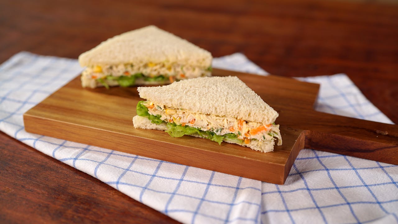 SanduÃche De Salpicão De Frango Tastemade SanduÃche De Salpicão De Frango Tastemade