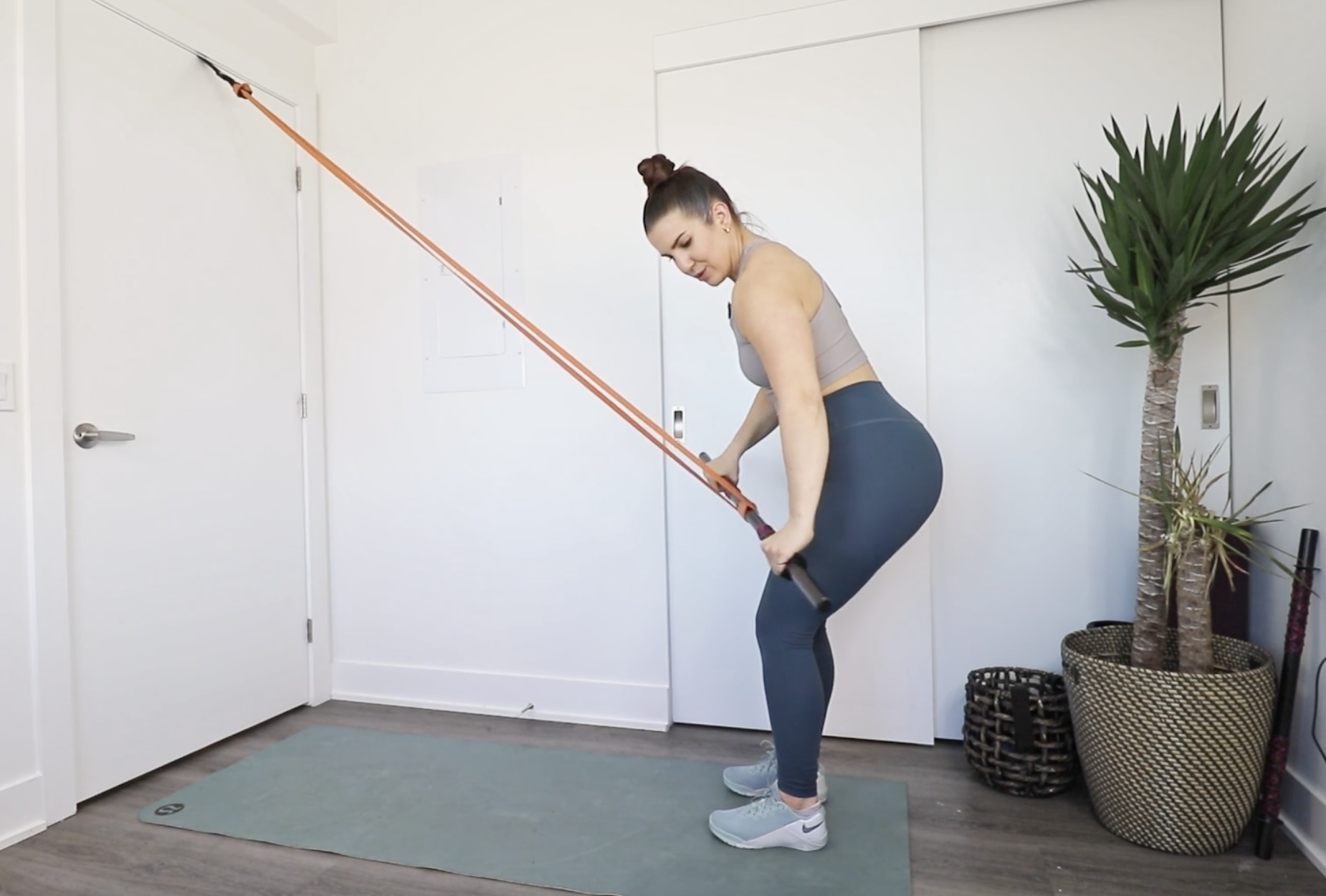 Kayak Straight Arm Pull Down