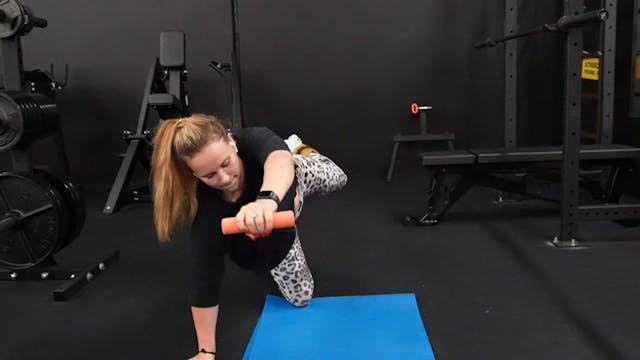 reach + kick back + side crunch to kn...