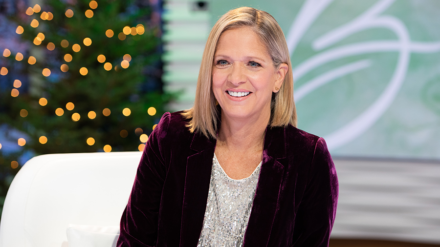 Tbn Christmas Commercial 2022 -7Z9Tykafi7Yzm