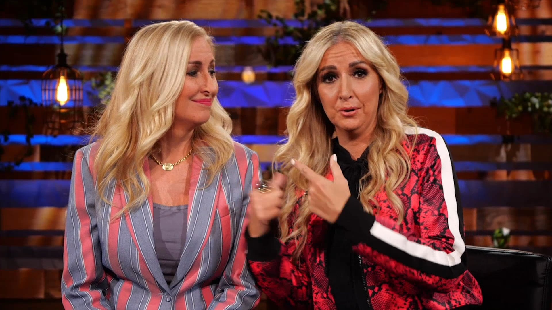 Praise Martha Munizzi Mary Alessi Jason And Jonathan September 27 2019 Tbn From the album make it loud. martha munizzi mary alessi jason and