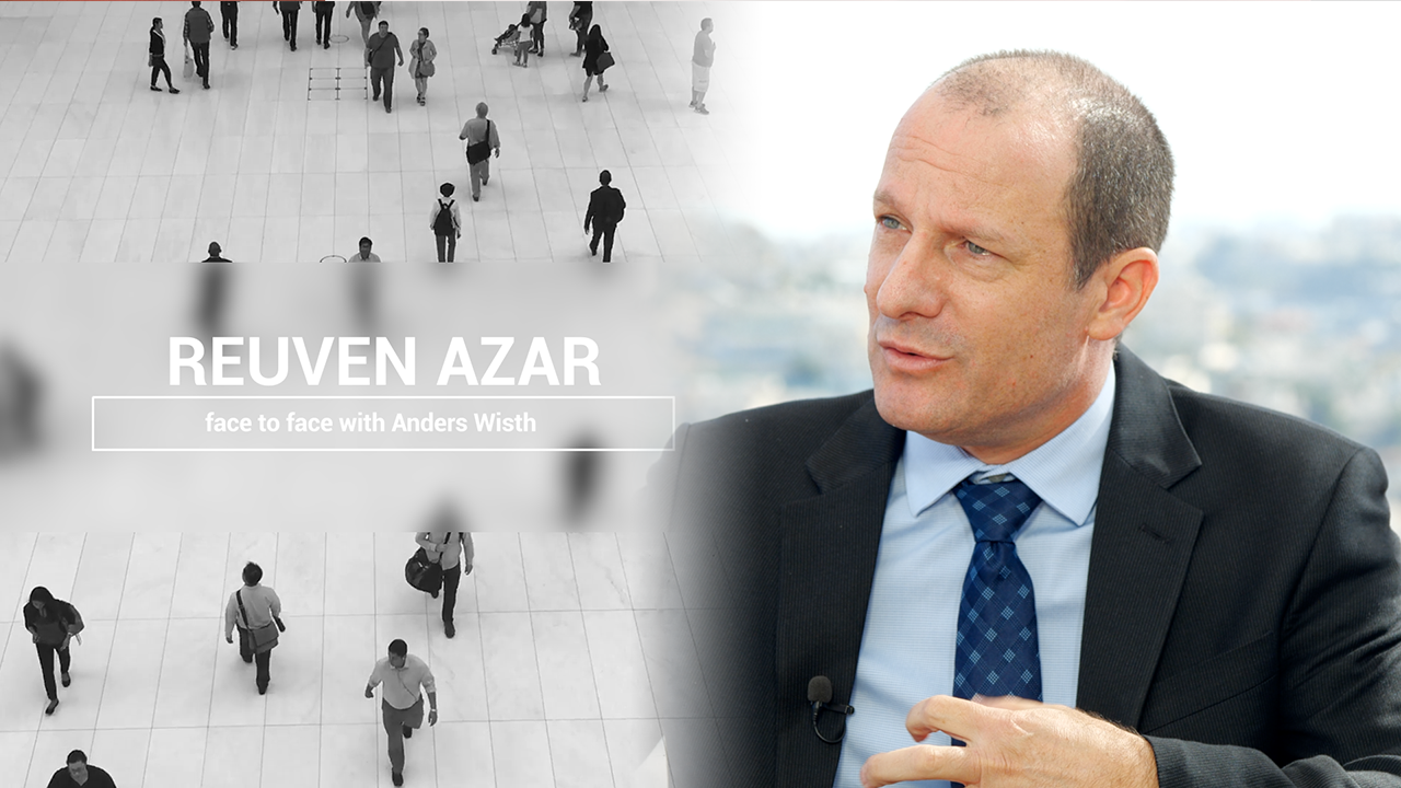 Reuven Azar | Reflexion