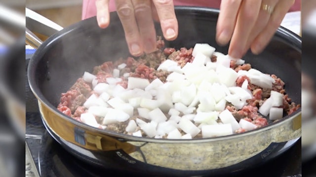 Cheeseburger Macaroni Skillet | Everyday Manna