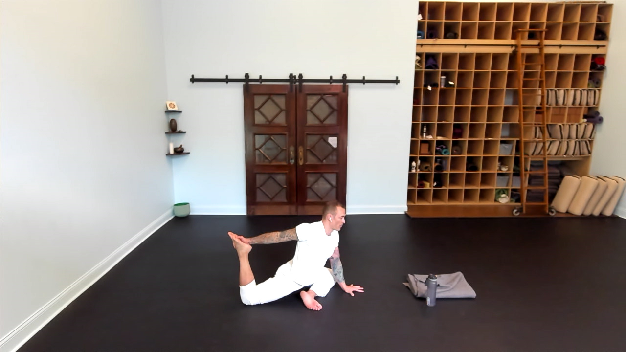 Multi-level with James: Deep Twisting and Forward Folds 75-minute