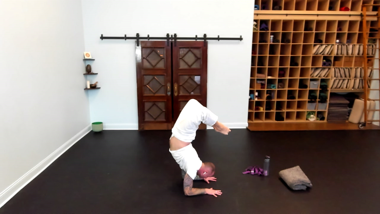 Vigorous with James: Natarajasana, Scorpion, Empty Bowl Meditation 75-minute