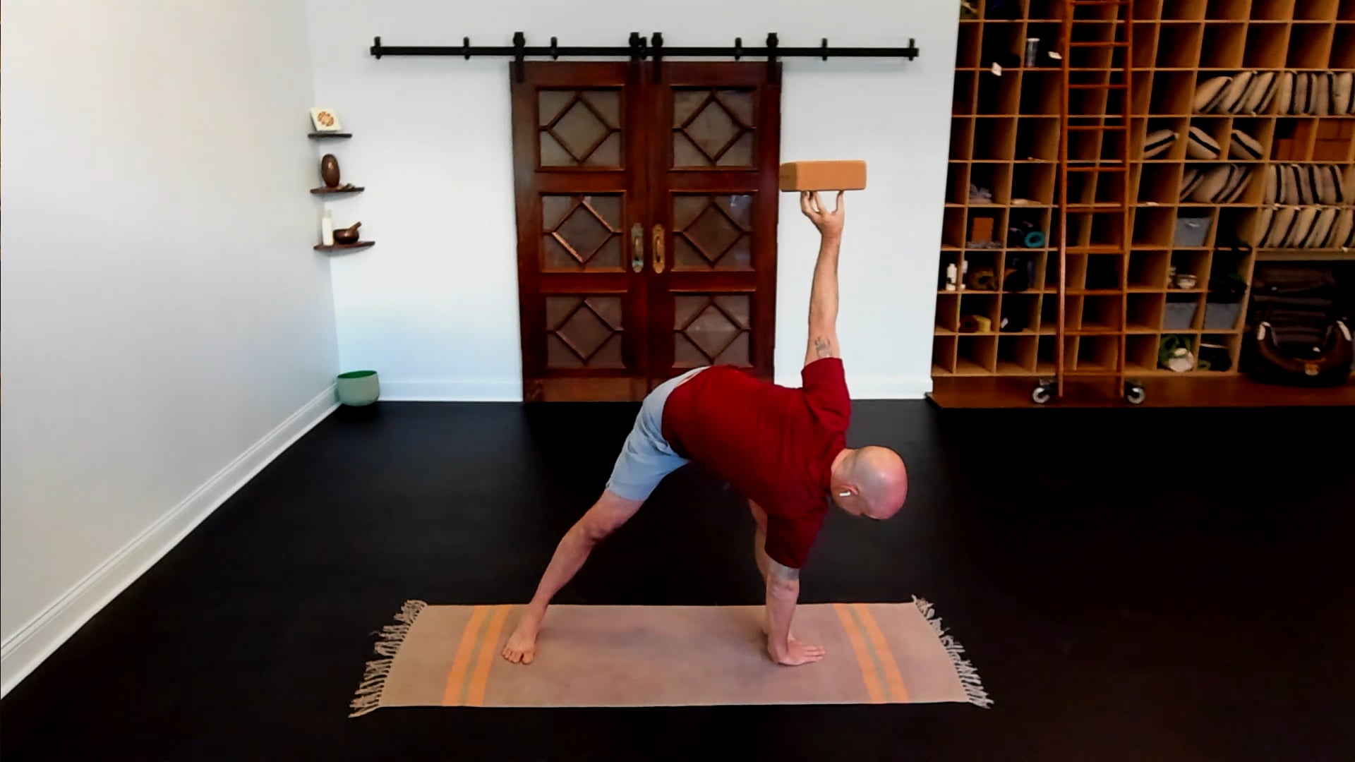 Tutorial with Jim: Core Strengthening Twist with Block 3-minute